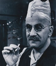 WARREN MITCHELL Signed 9x8
