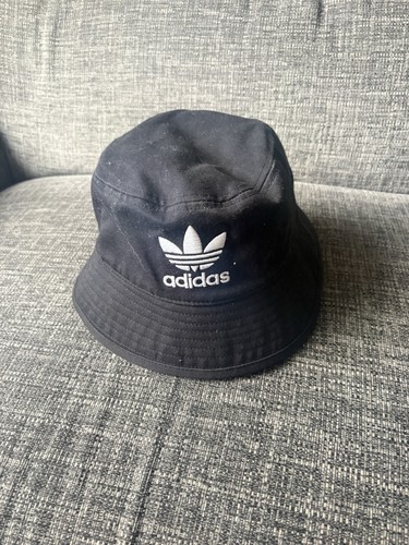 Adidas black bucket - black,