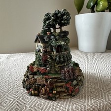 Franklin Mint - Grape Arbor Cottage - Limited Edition, Hand Painted Ornament