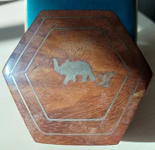 Wooden hexagonal trinket box - hexagonal,