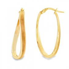 9ct Yellow Gold Oval Twist