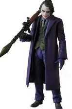 1 Joker in Batman Articulated
