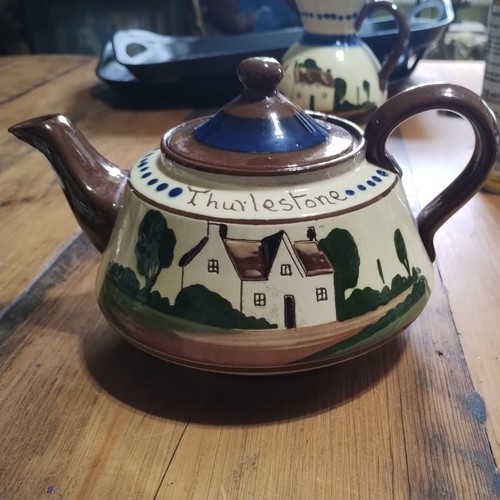 Torquay pottery teapot - ,