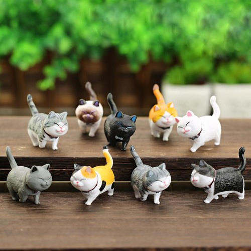 Funny cats figurines tabletop - funny,