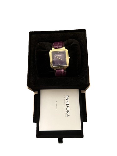 Pandora gold plated square
