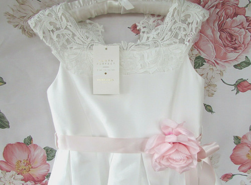 Bnwt ivory lace azalia - ivory,