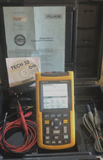 Fluke 123 (TECH 32)  Scope