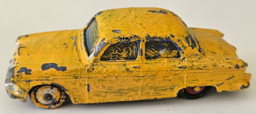 Dinky toys 176 austin - toys, a105