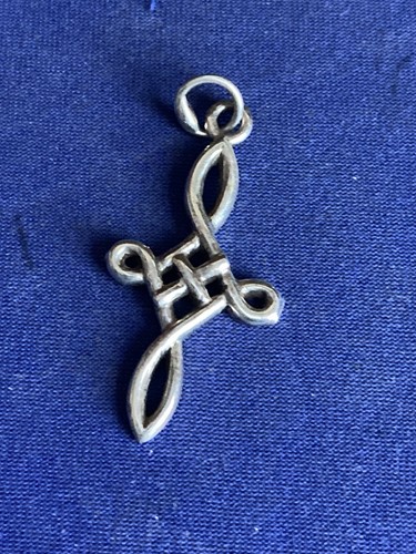 Beautiful solid silver cross - solid,