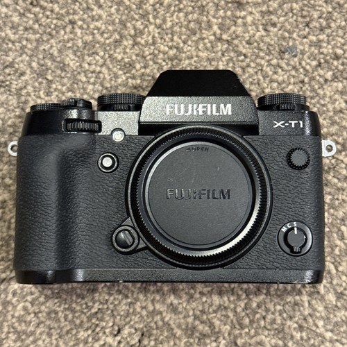 Fujifilm digital camera - digital,