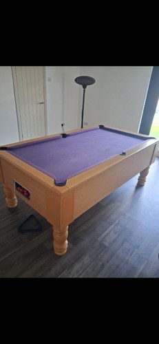 Full size pool table 7ft - size, 4ft