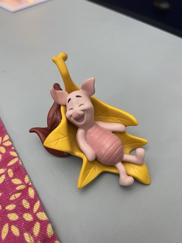Disney pooh friends - friends, piglet