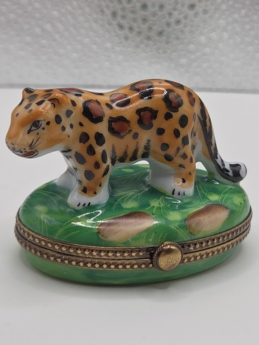Limoges france box - leopard, in