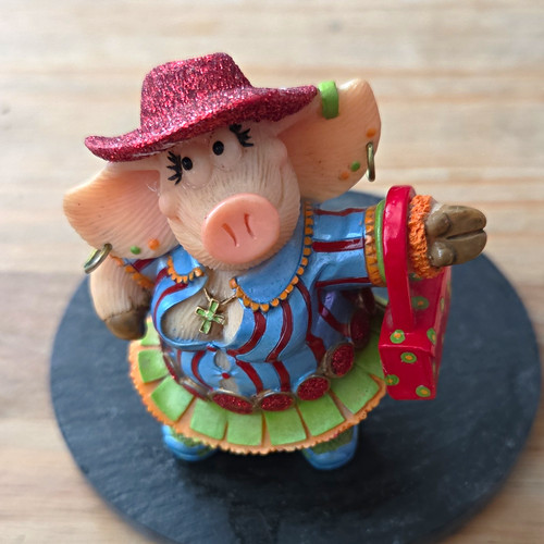 What not piggin - “what, piggin'
