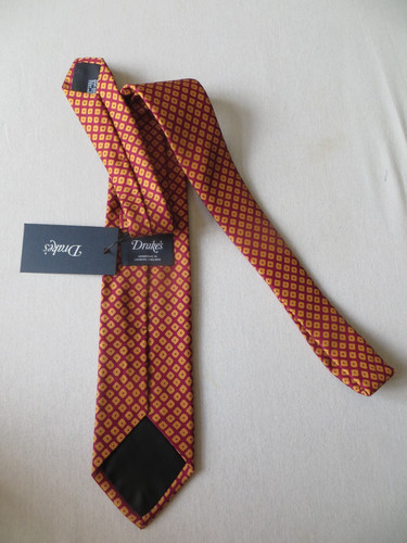 Drake 100 silk orange shape - drake's,