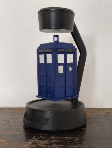Doctor who floating spinning - doctor,