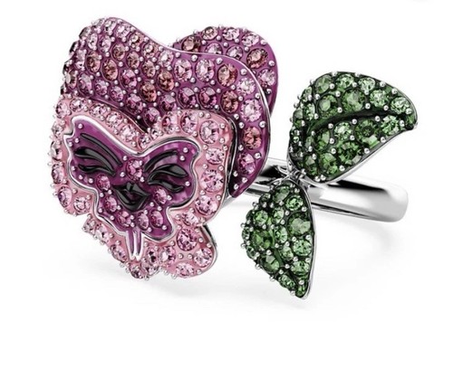 Swarovski alice wonderland - swarovski,
