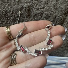 Silver Necklace with Red Stones – Good Condition