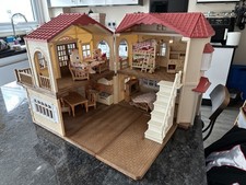 Sylvanian Red Roof Country Home House Furnished with Balcony Furniture & Figures
