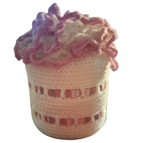 Vtg crochet cake toilet paper - vtg,