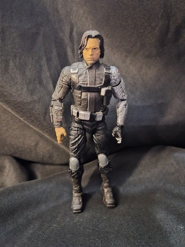 Marvel legends civil war bucky - civil,
