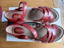 Clarks Artisan Red Soft