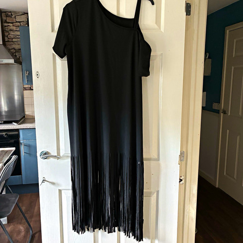 Black asymmetric neck - black,