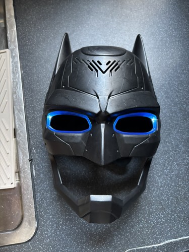 Batman bat tech - batman, voice-changer
