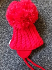 SALE NEW SATILA RED LARGE POM POM HAT STYLE LAURA SIZE NEWBORN
