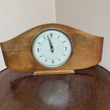 Tucker Nunn & Grimshaw Mantel