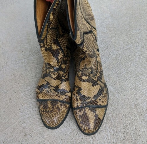 Rare davanzati snakeskin - rare,
