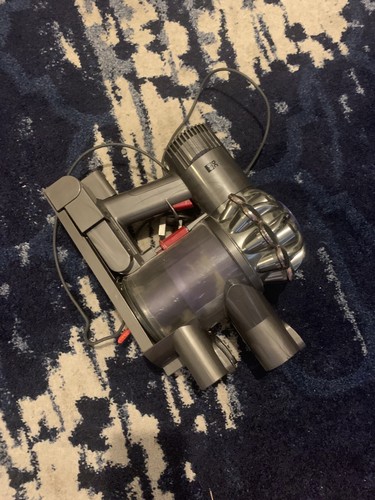 Dyson and charge - dyson, stand