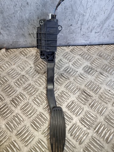 Fiat 500 accelerator pedal - fiat,