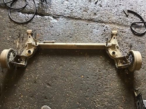 Vauxhall corsa rear axle - c,