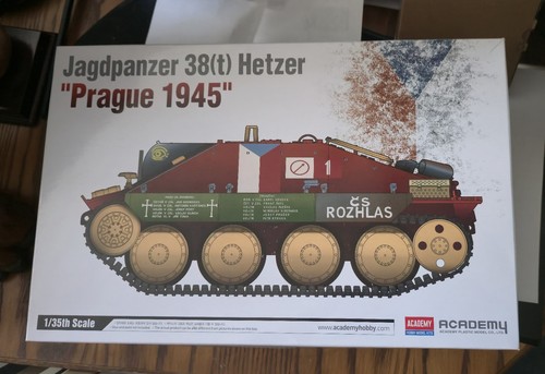 Hetzer prague 1945 - -,