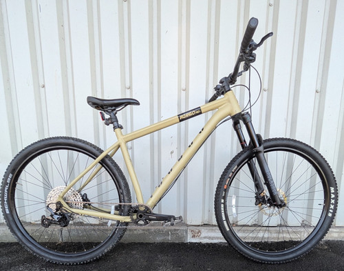 Voodoo bizango pro tyre - pro,