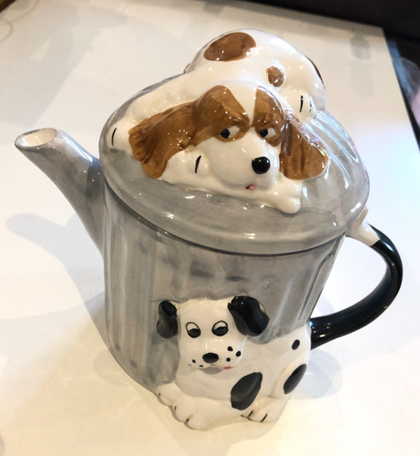 Novelty dogs anddustbin - dogs, teapot