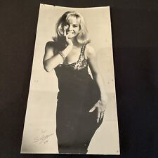 Lovely genuine Susie / SUZY KENDALL signed Photograph By PETER RAND~Vogue Studio