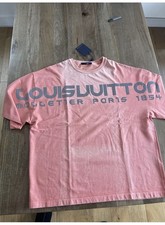 Louis Vuitton Men's T-Shirt