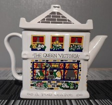 Wade Collector’s Teapot