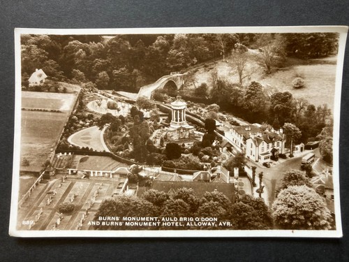 Burns monument hotel - monument,