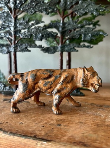 Lovely old antique large - antique, tiger