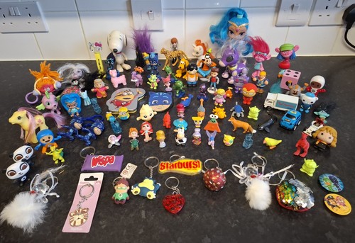 Job lot toy - toy, figures