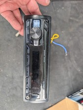 Alpine UTE200BT Bluetooth Car Radio