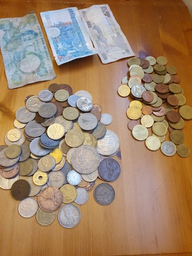 184x old coins notes - joblot, |
