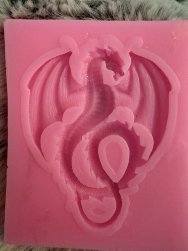 Pcs silicone dragon molds - 2,