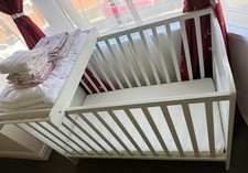 Cot bed with top changer (66cm