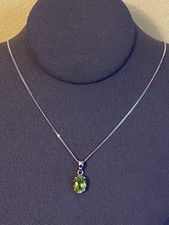9 Carat White Gold Peridot Set