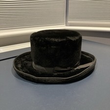 Jewish Hasidic Hat Krausz