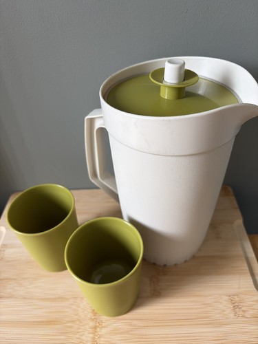 Tupperware jug pitcher - jug, litre